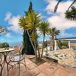 Boas, Con Vistas Impresionantes, Barbacoa En By Costadelsolescapes * Компета