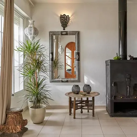 Boas, Con Vistas Impresionantes, Barbacoa En By Costadelsolescapes Villa Cómpeta