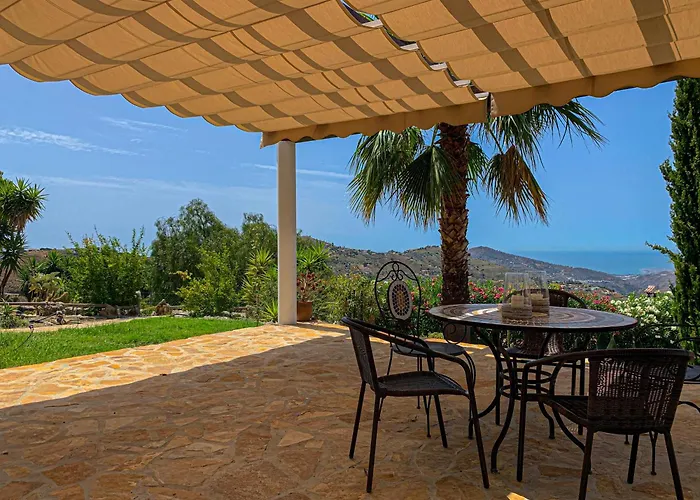 Villa Boas, Con Vistas Impresionantes, Barbacoa En By Costadelsolescapes